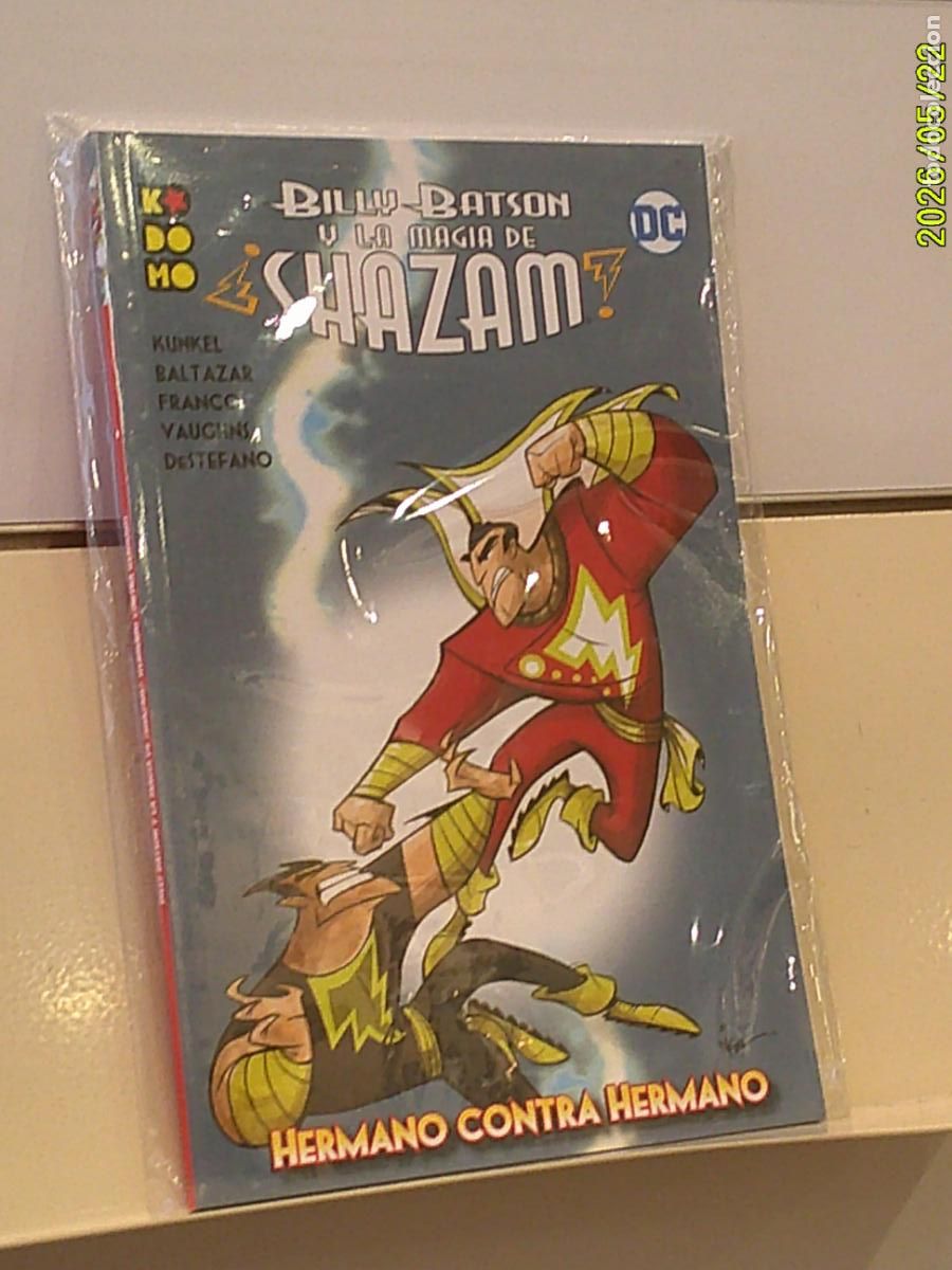 C&oacute;mics: BILLY BATSON Y LA MAGIA DE SHAZAM! HERMANO CONTRA HERMANO KODOMO DC - ECC