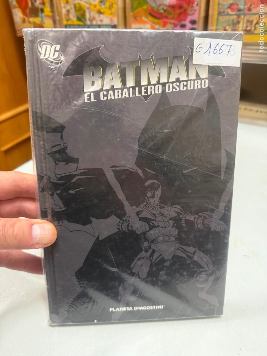 Comics : BATMAN EL CABALLERO OSCURO EDITORIAL PLANETA N.5