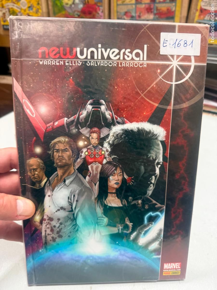 Fumetti: NEW UNIVERSAL EDITORIAL PANINI
