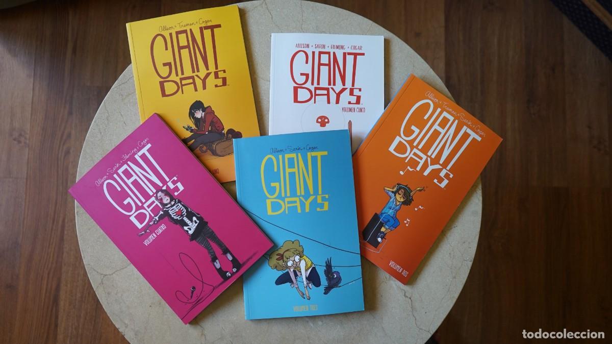 C&oacute;mics: GIANT DAYS - LOTE DE 5 N&Uacute;MEROS - NORMA