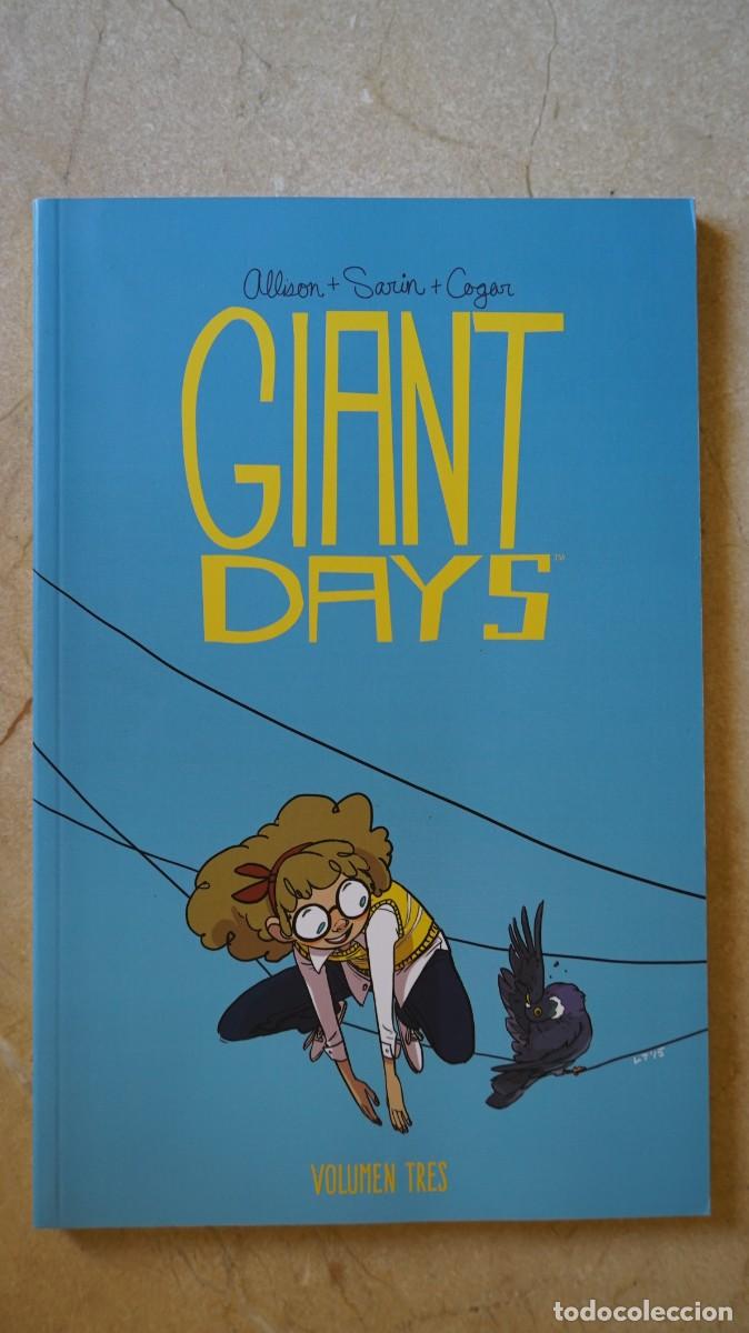 C&oacute;mics: GIANT DAYS - LOTE DE 5 N&Uacute;MEROS - NORMA - Foto 4