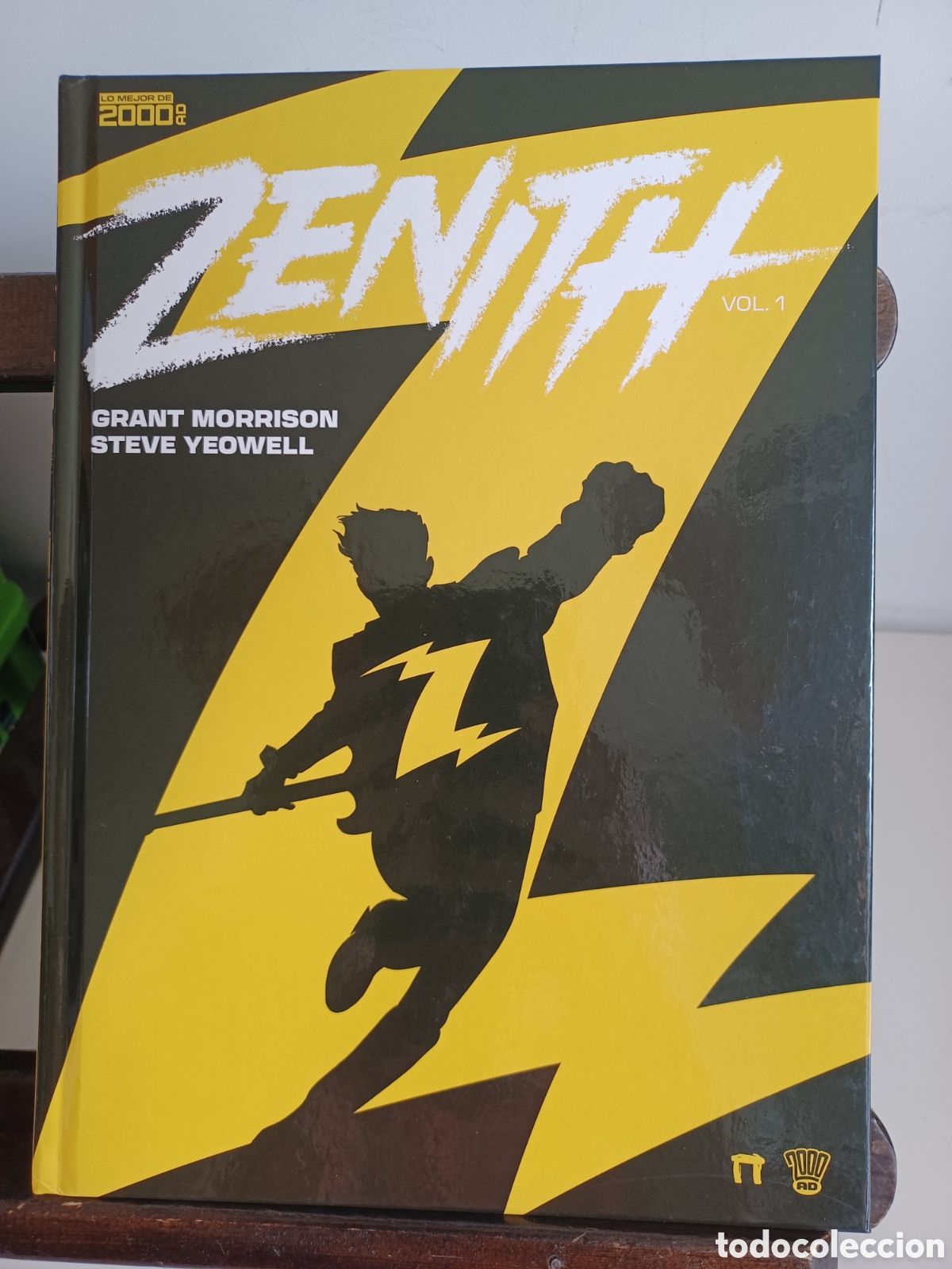 Comics : Zenith. Volumen 1/ Grant Morrison/ Dolmen/ NUEVO A ESTRENAR