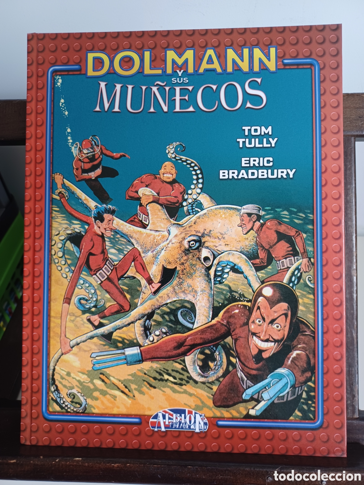 C&oacute;mics: Dolmann y sus mu&ntilde;ecos/ Tom Tully & Eric Bradbury/ Dolmen/ NUEVO A ESTRENAR