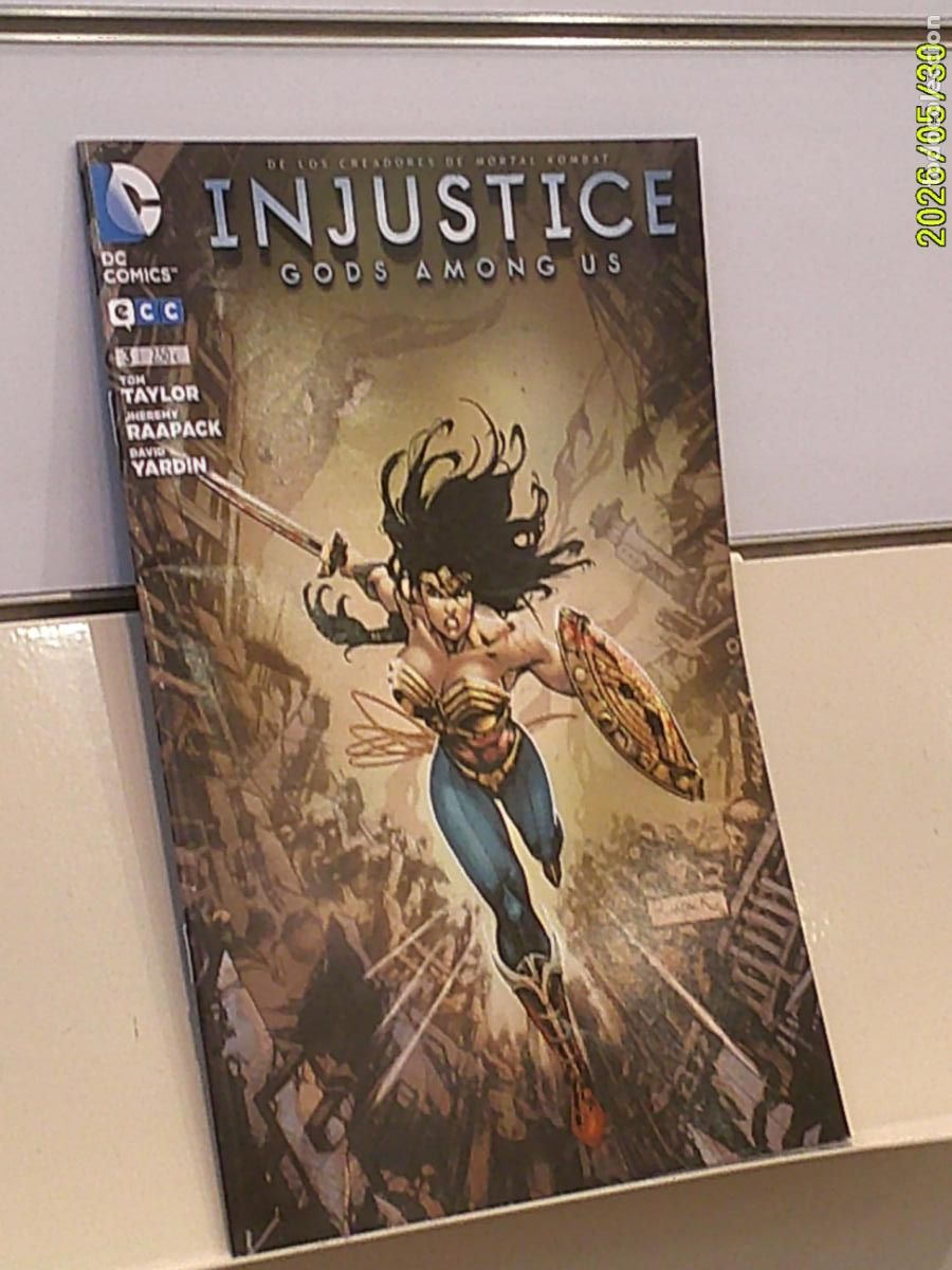 C&oacute;mics: INJUSTICE GODS AMONG US N&ordm; 3 DC - ECC