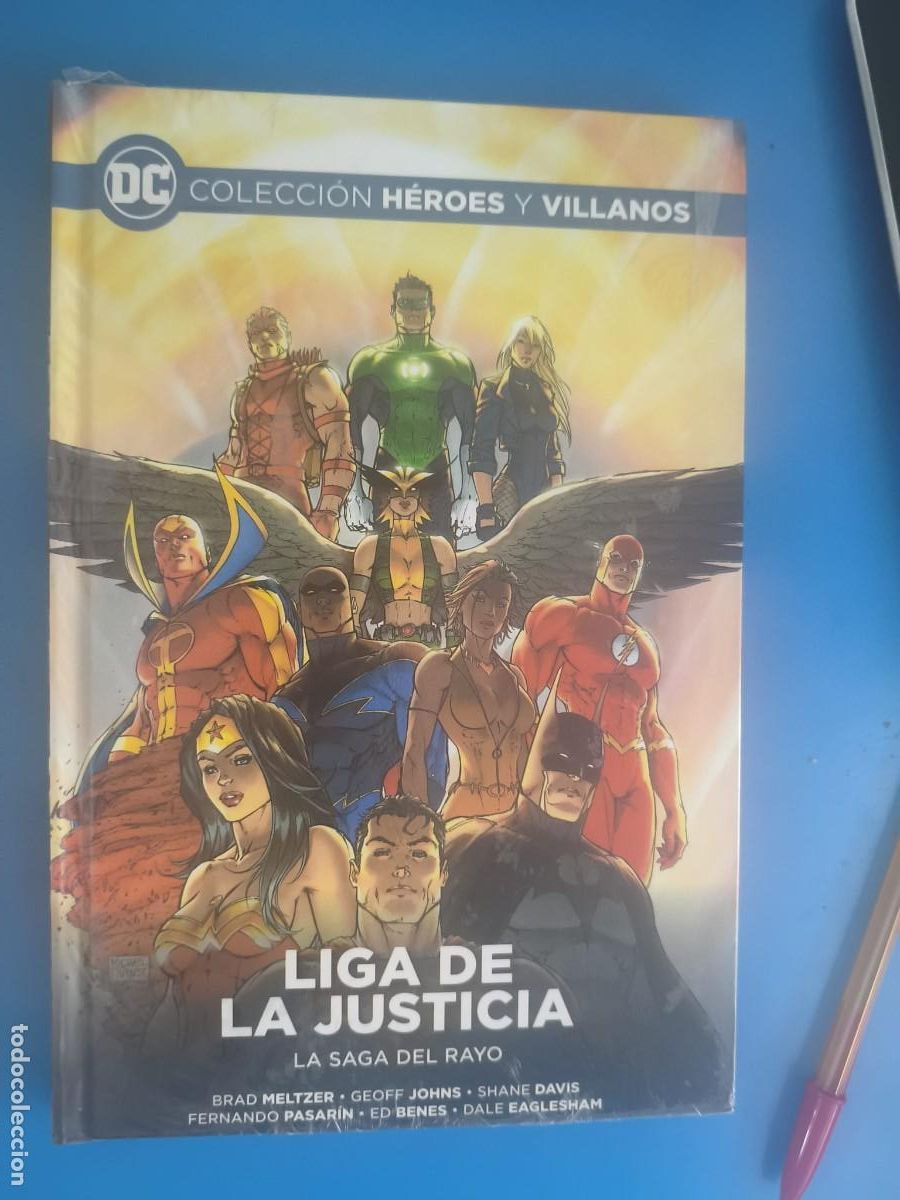 C&oacute;mics: Colecci&oacute;n H&eacute;roes y Villanos 56 Liga de la Justicia La saga del rayo ECC salvat GeoffJohnns y Meltzer