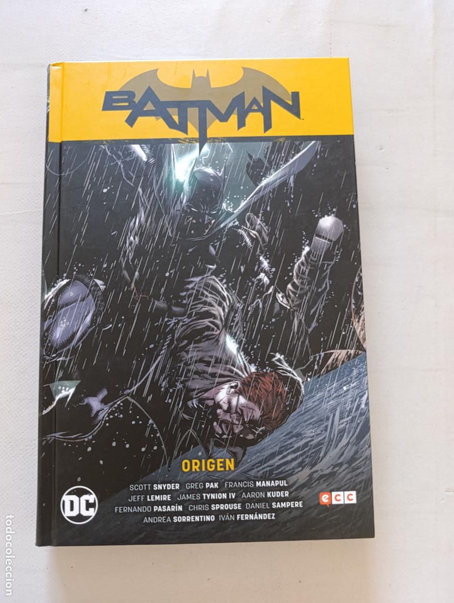 C&oacute;mics: BATMAN - ORIGEN - NUEVO UNIVERSO PARTE 7 - DC - ECC - TAPA DURA (316w)