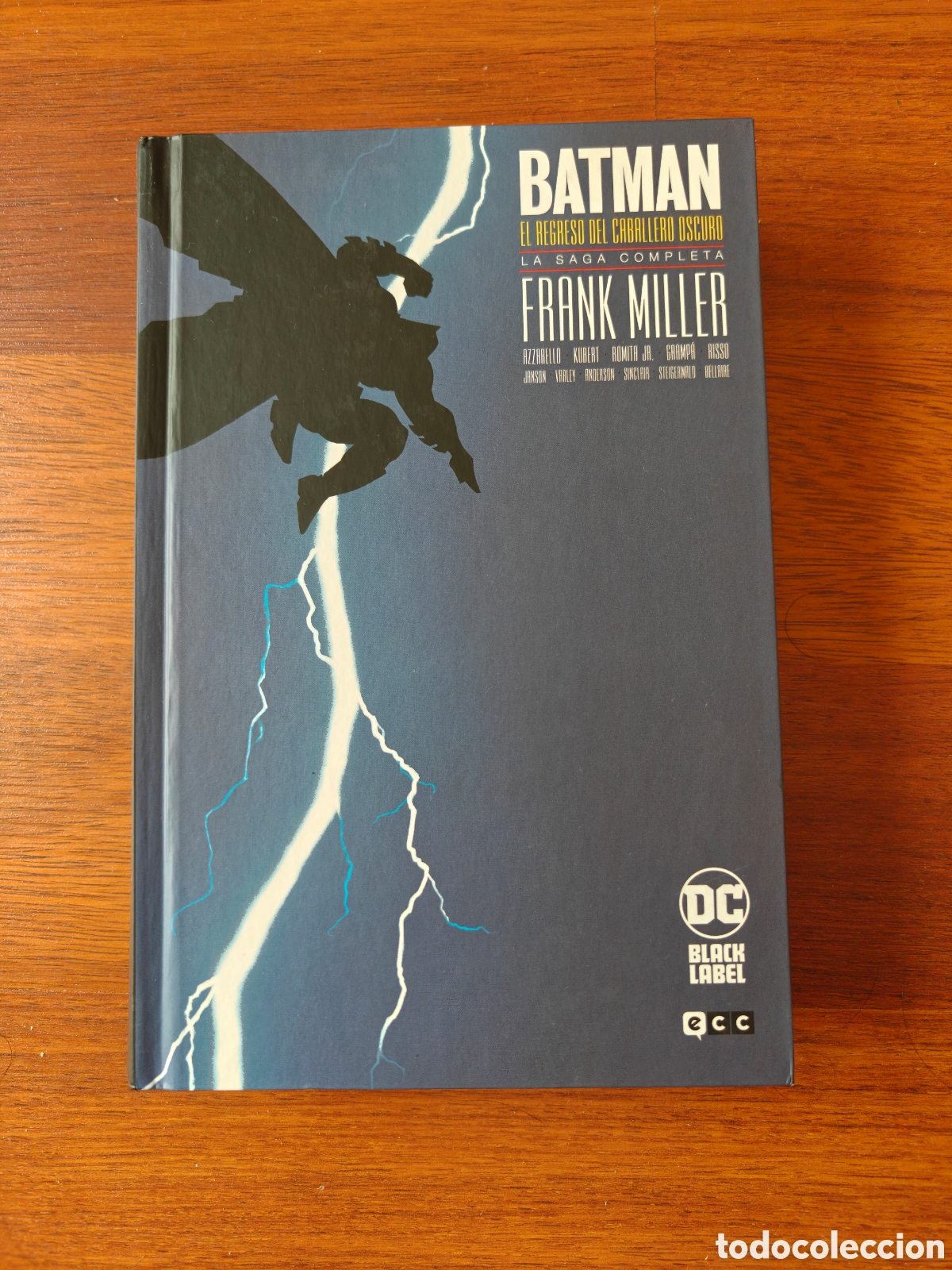 C&oacute;mics: Integral Batman El regreso del Caballero Oscuro La saga completa.