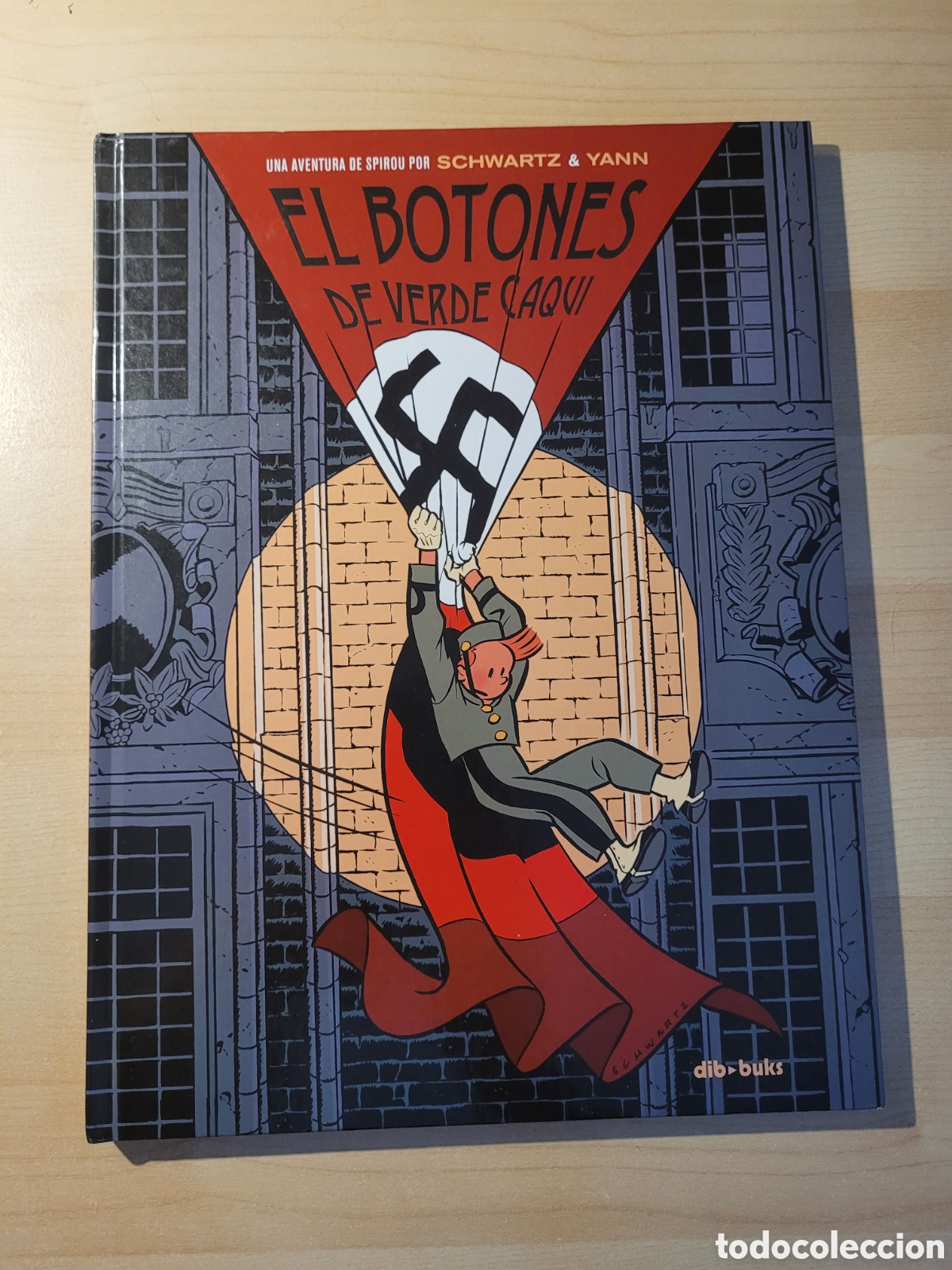 Comics : El botones de verde caqui