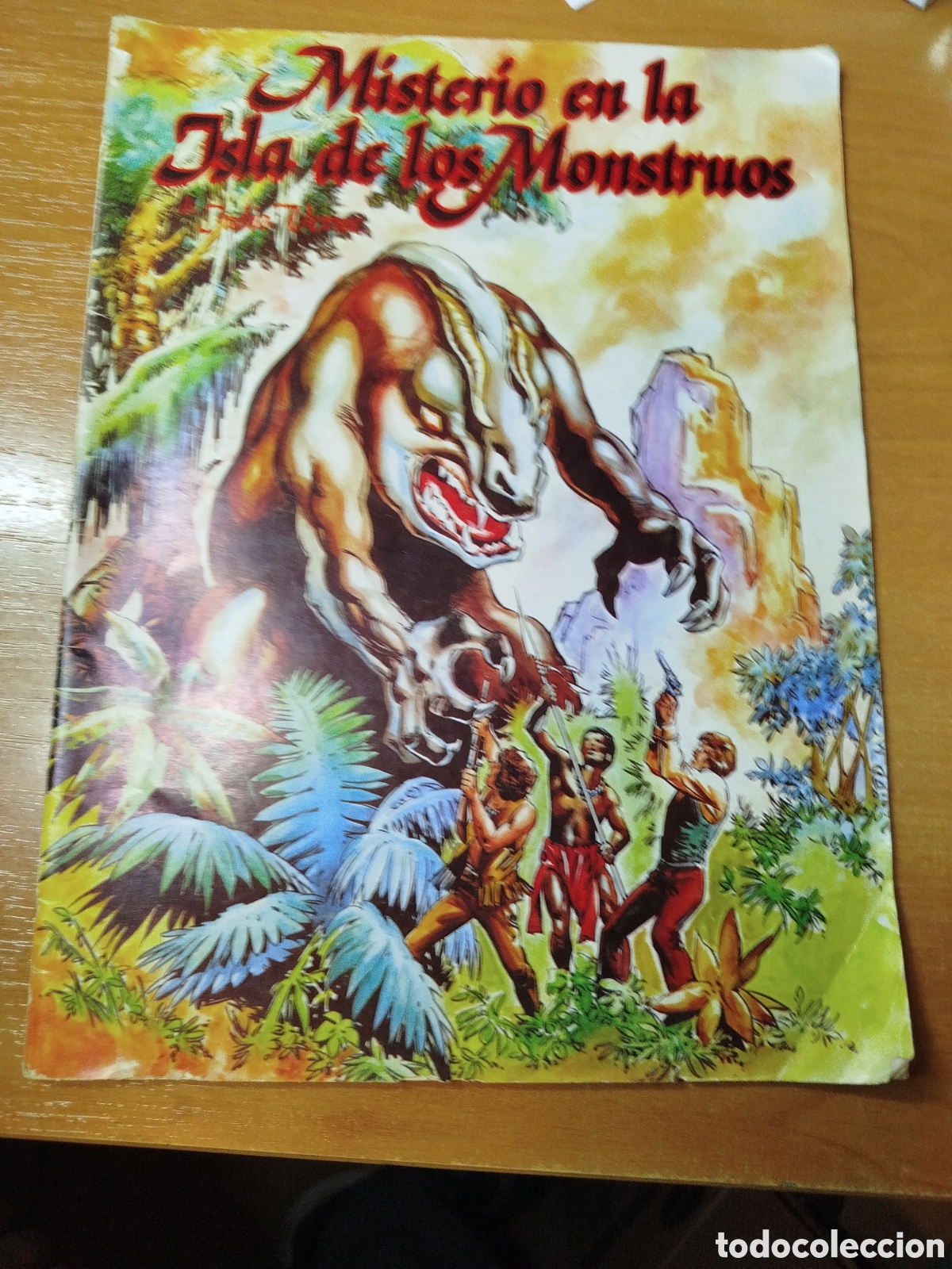 Comics: Misterio en la isla de los monstruos