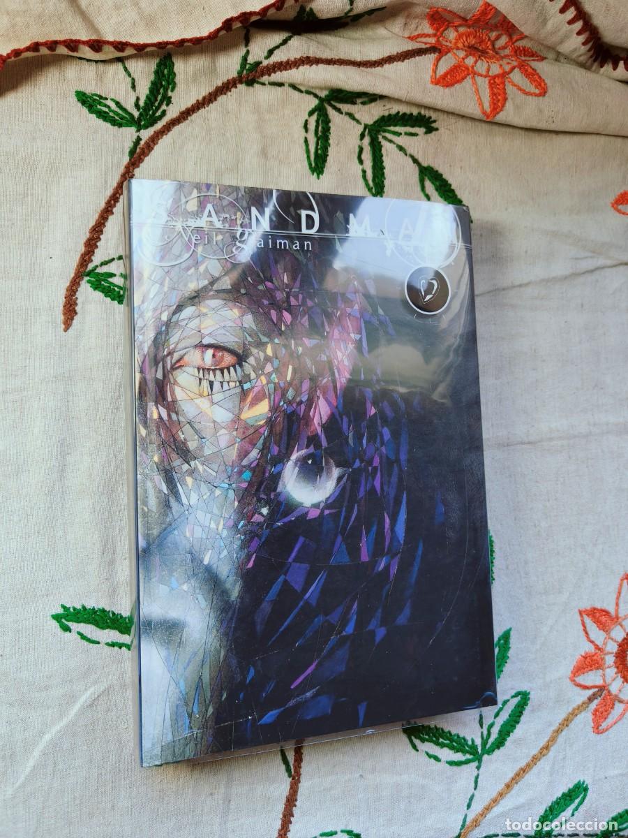 C&oacute;mics: Sandman. Tomo 1. Deluxe. Neil Gaiman. V&eacute;rtigo, ECC. Edici&oacute;n en tapa dura.
