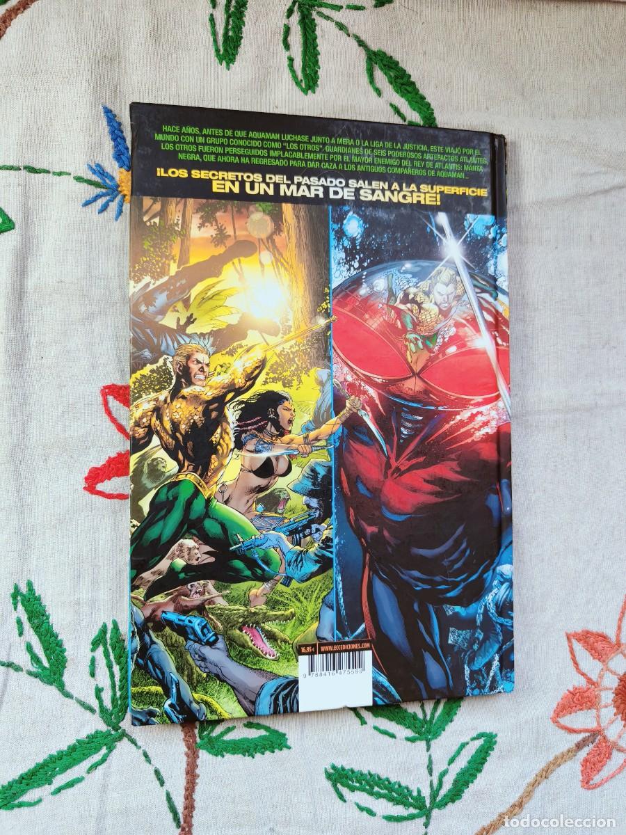 C&oacute;mics: Aquaman. Los Otros. Geoff Johns. DC. ECC. - Foto 3