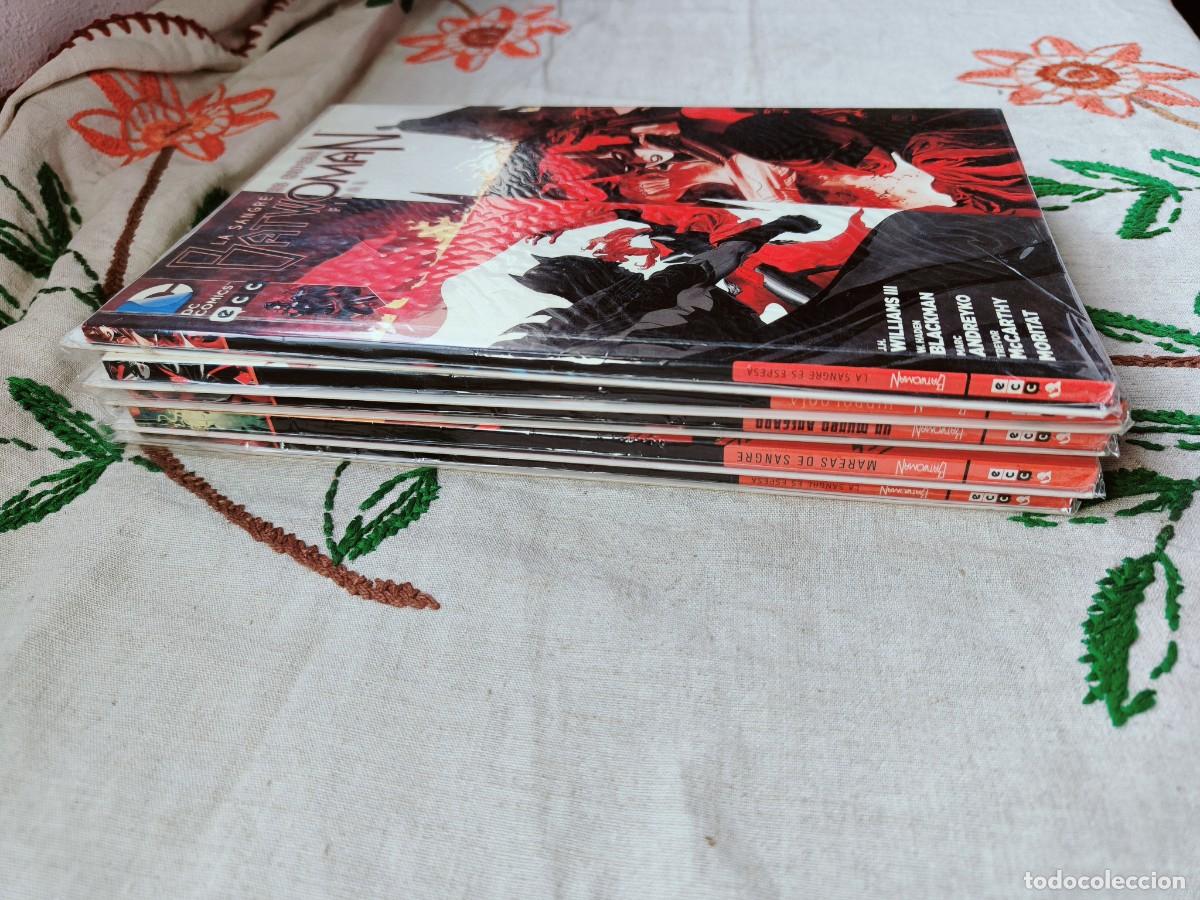 C&oacute;mics: Batwoman Completa. Nuevo Universo DC. Williams. ECC. - Foto 2