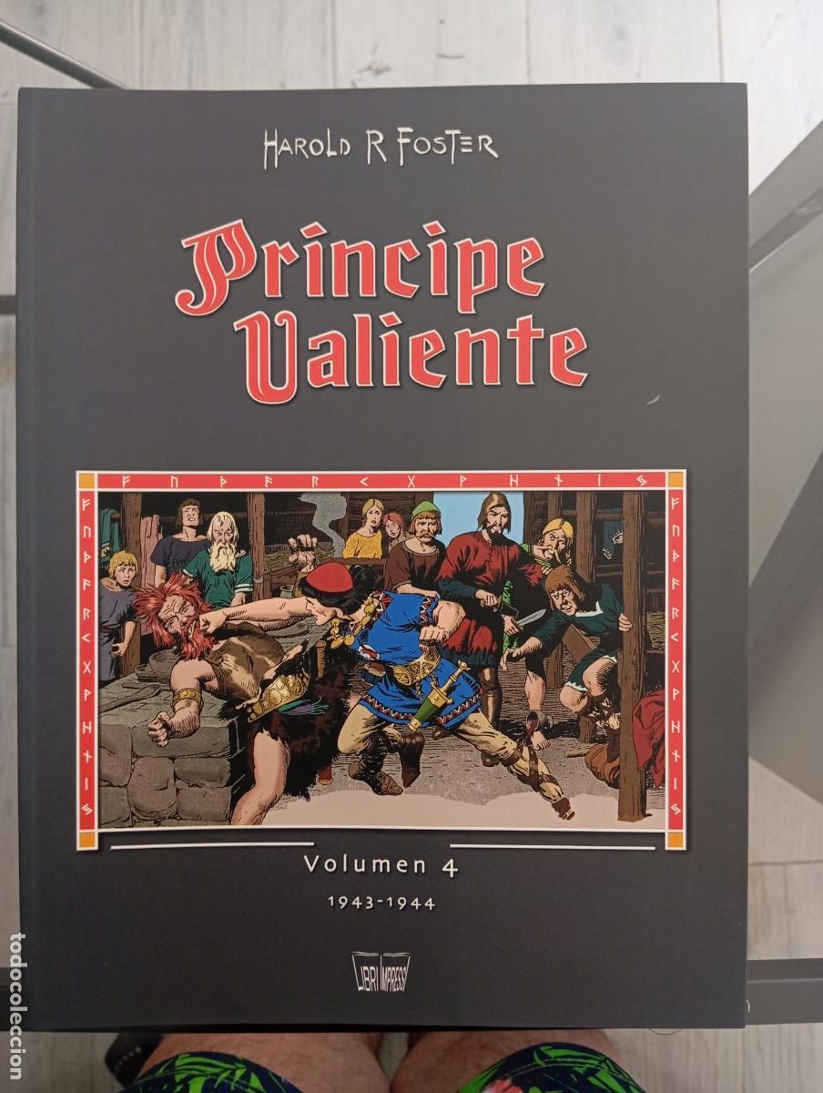 C&oacute;mics: PR&Iacute;NCIPE VALIENTE VOLUMEN 4 - HAROLD FOSTER - LIBROS DE PAPEL / MANUEL CALDAS