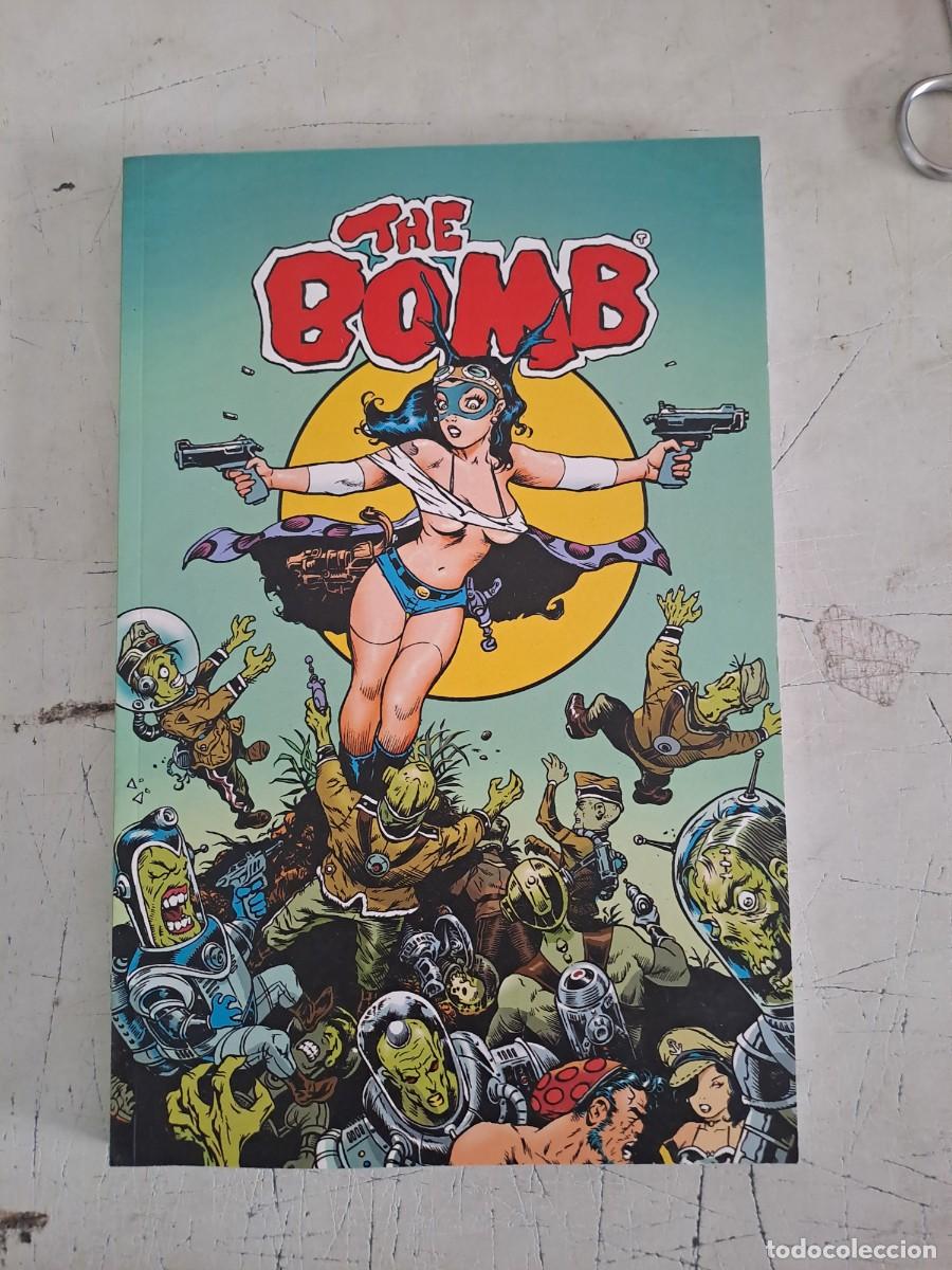 C&oacute;mics: The bomb, Tyrannosaurus books en muy buen estado Bolsa DA