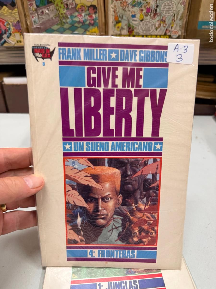 Comics: GIVE ME LIBERTY NUMERO 4