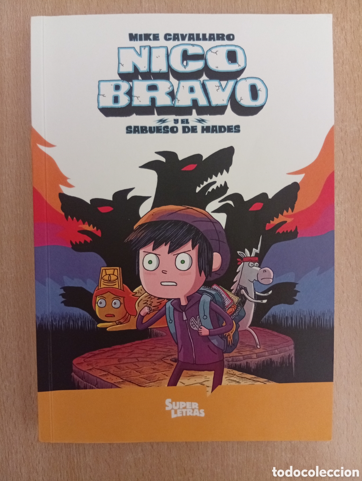 C&oacute;mics: NICO BRAVO Y EL SABUESO DE HADES. Mike Cavallaro