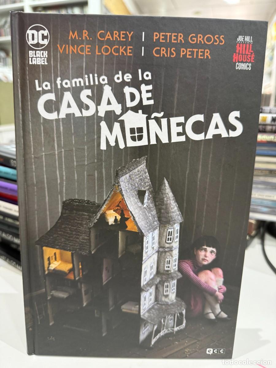 C&oacute;mics: La Familia De La Casa De Mu&ntilde;ecas (Hill House Comics)