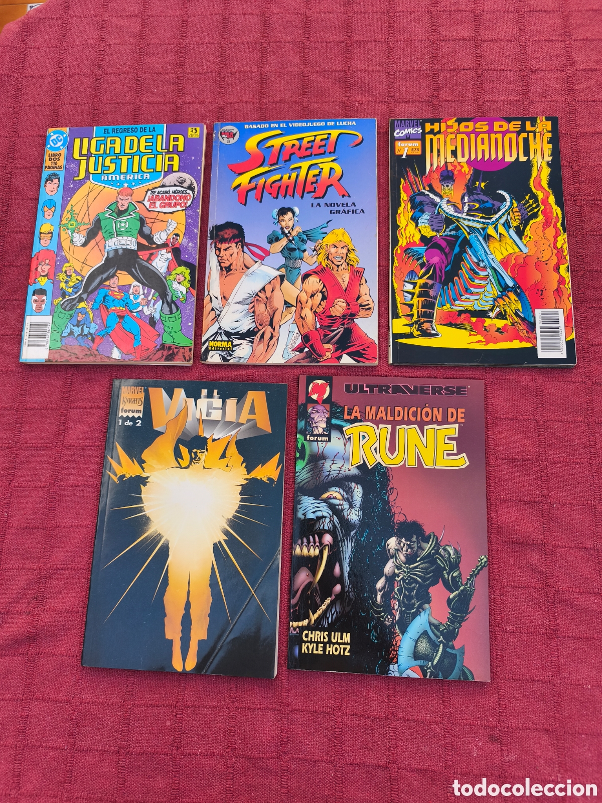 C&oacute;mics: EL VIGIA-LIGA DE LA JUSTICIA AMERICA -STREET FIGHTER -HIJOS DE LA MEDIA NOCHE-LA MALDICI&Oacute;N DE RUNE