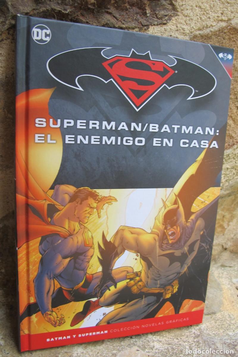 C&oacute;mics: SUPERMAN / BATMAN : EL ENEMIGO EN CASA. DC BATMAN Y SUPERMAN COLECCION NOVELAS GRAFICAS