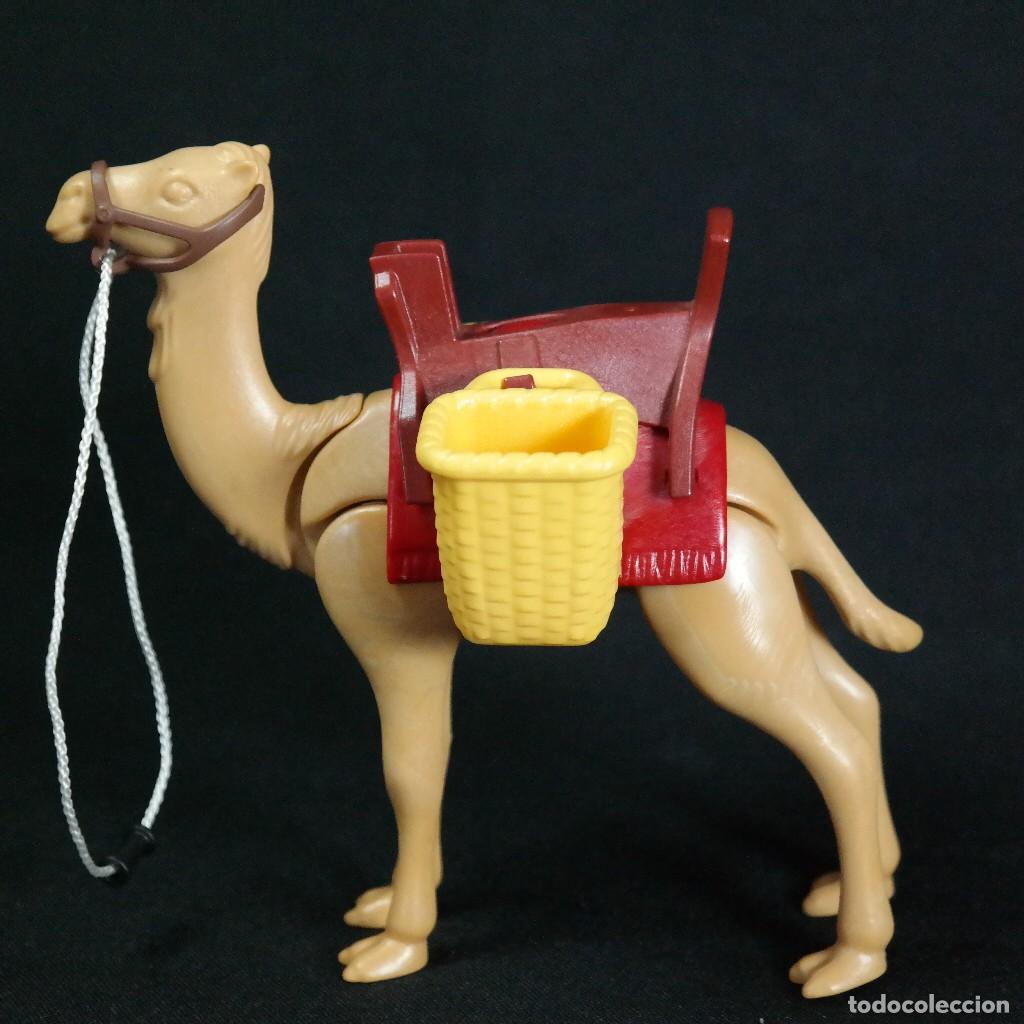 C&oacute;mics: Playmobil camello con canastas ☼