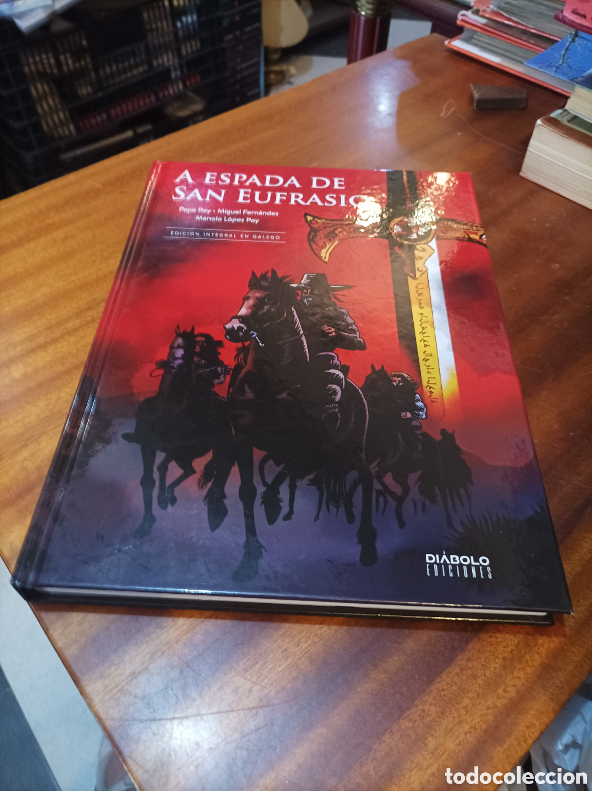 C&oacute;mics: A ESPADA DE SAN EUFRASIO.COMIC.. EDICI&Oacute;N EN GALEGO - Foto 1