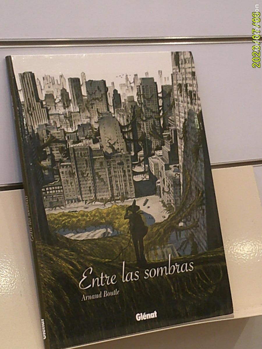 C&oacute;mics: ENTRE LAS SOMBRAS ARNAUD BOUTLE - GLENAT OFERTA