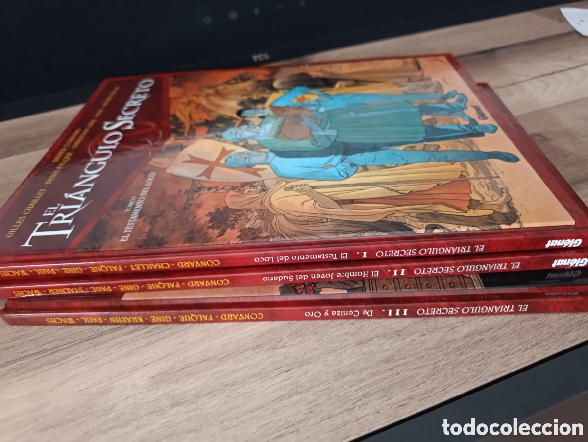 C&oacute;mics: El Tri&aacute;ngulo Secreto. Tomos 1 a 3. - Foto 2