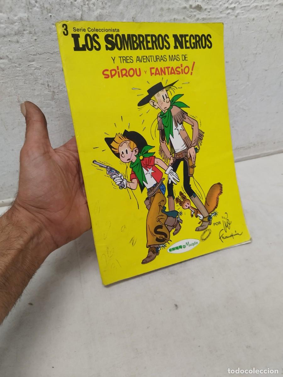 C&oacute;mics: Comic Los Sombreros Negros y tres aventuras m&aacute;s de Spirou y Fantasio&rdquo;. N&ordm; 3