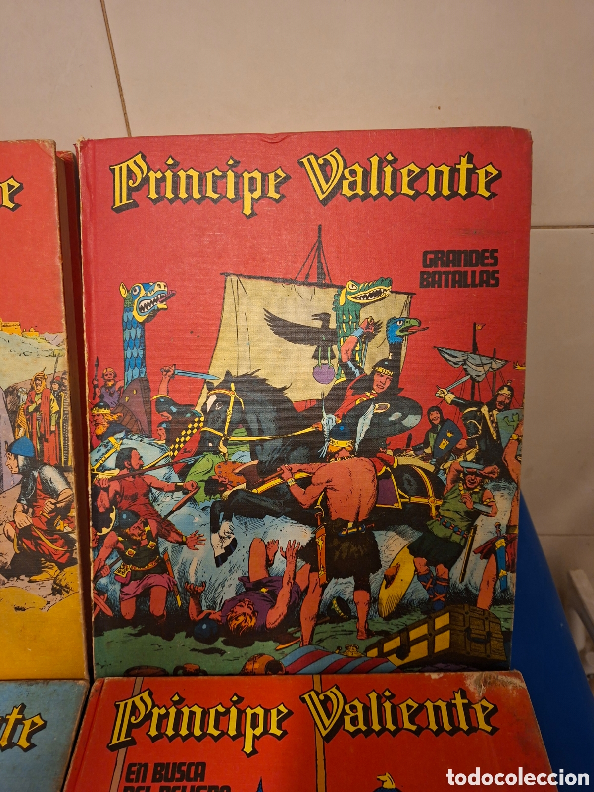 C&oacute;mics: Lote 4 tomos pr&iacute;ncipe valiente - Foto 3
