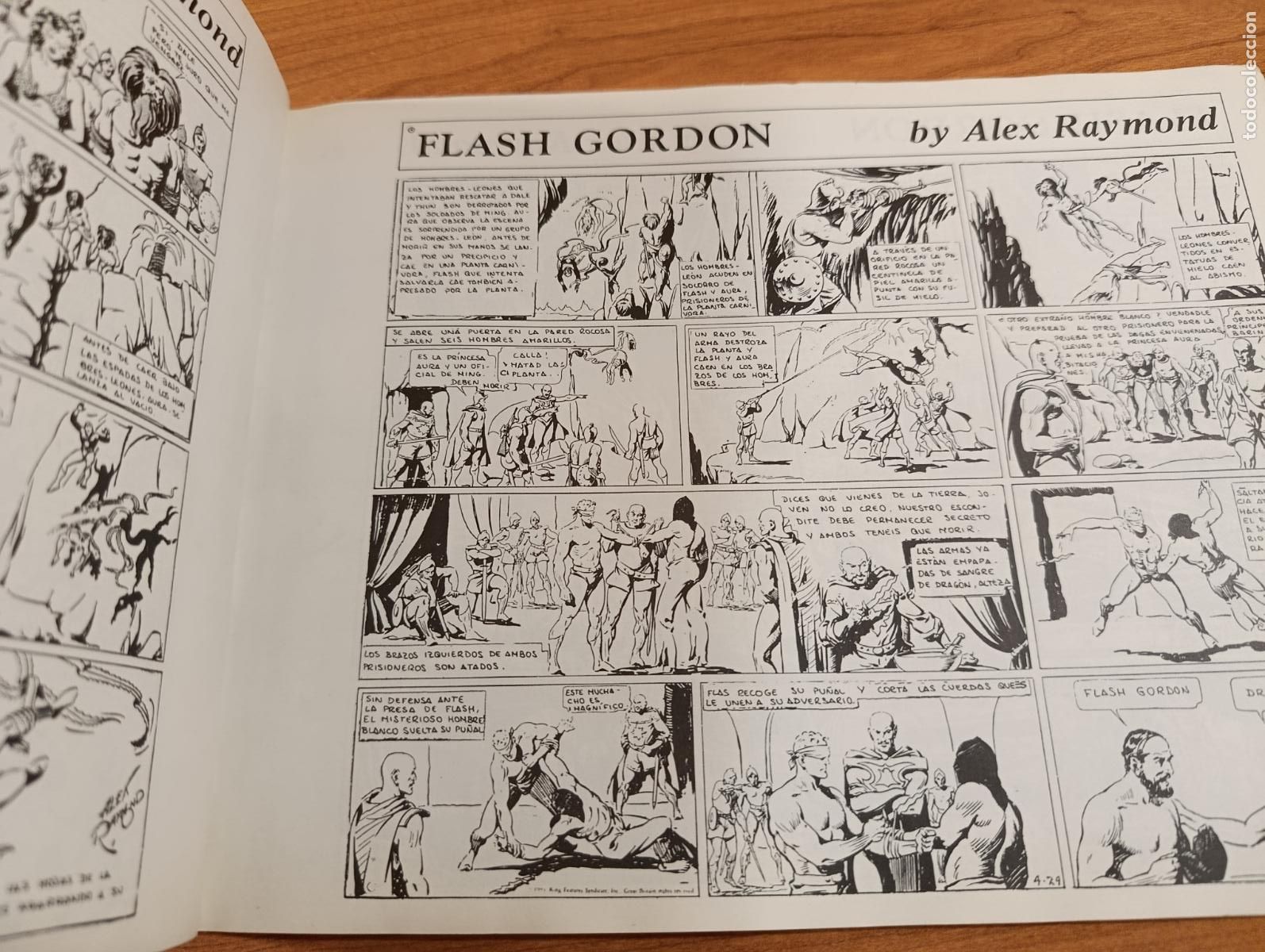 C&oacute;mics: COMIC FLASH GORDON ALEX RAYMOND VOLUMEN I. EDICIONES B O. 1980 - Foto 2