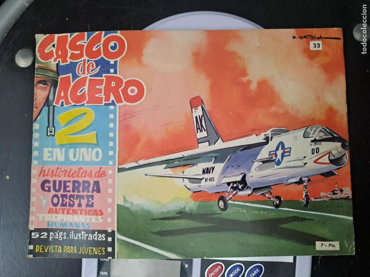C&oacute;mics: Casco de acero 2 en uno 33, Manhattan en buen estado Bolsa DA