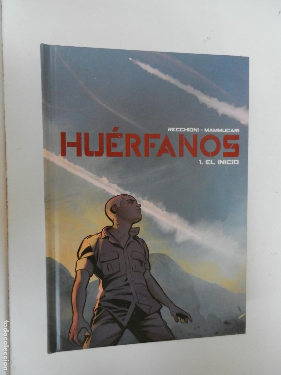 C&oacute;mics: HUERFANOS - 1 EL INICIO - RECCHIONI Y MAMMUCARI) SPACEMAN BOOKS - CARTON&Eacute;-2015