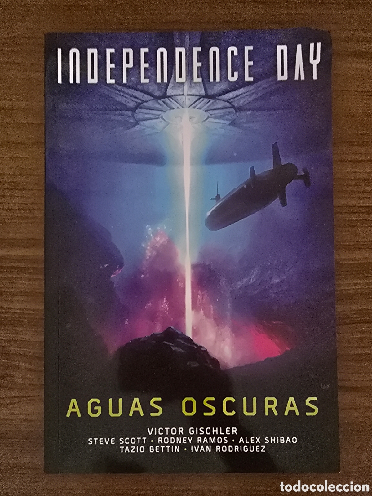 C&oacute;mics: INDEPENDENCE DAY,AGUAS OSCURAS,(MEDUSA COMICS)