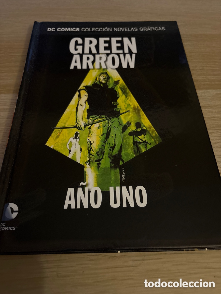 C&oacute;mics: Green arrow a&ntilde;o 1. Novelas gr&aacute;ficas