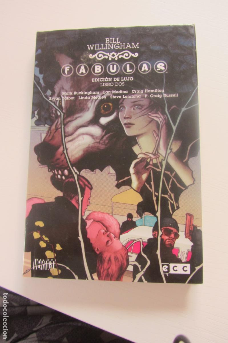 C&oacute;mics: F&aacute;bulas Libro 2 (Edici&oacute;n de Lujo) - Bill Willingham - ECC / Vertigo BUEN ESTADO ARX18