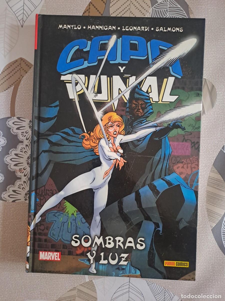 C&oacute;mics: Capa y pu&ntilde;al, sombras y luz, Panini en muy buen estado