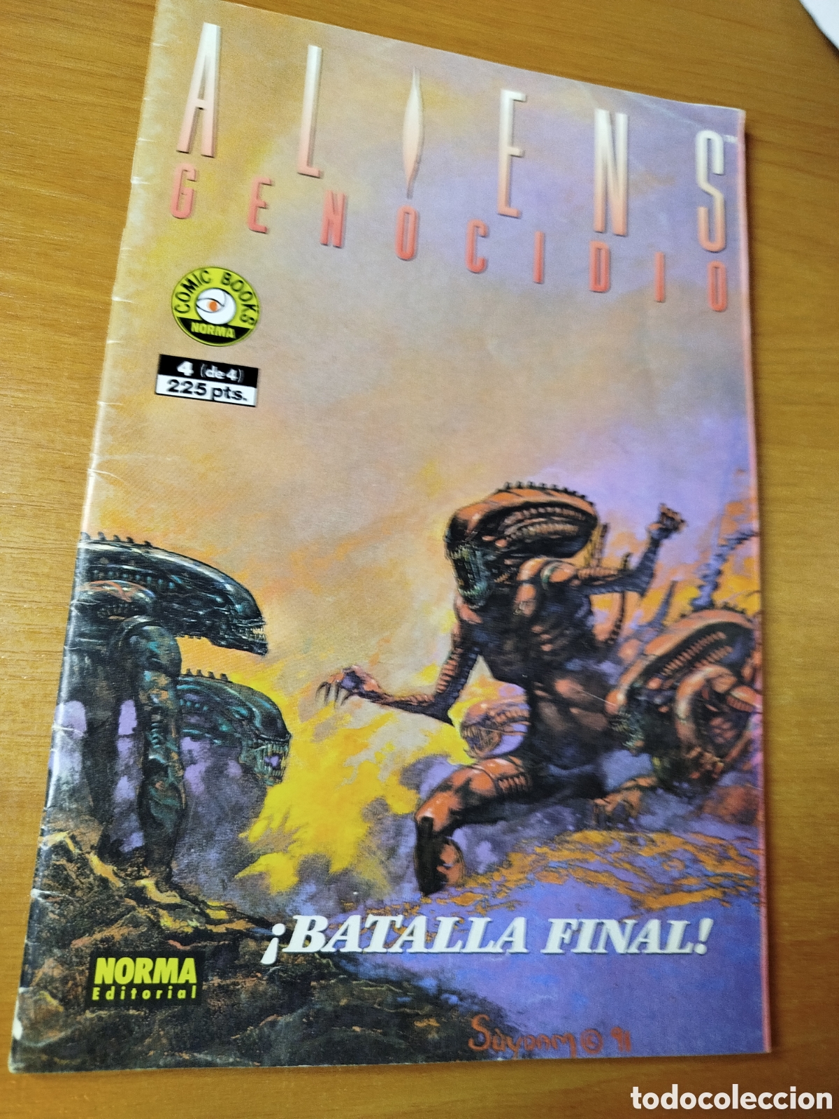 C&oacute;mics: Aliens genocidio 4. Batalla final. Comic books. Norma editorial aliens