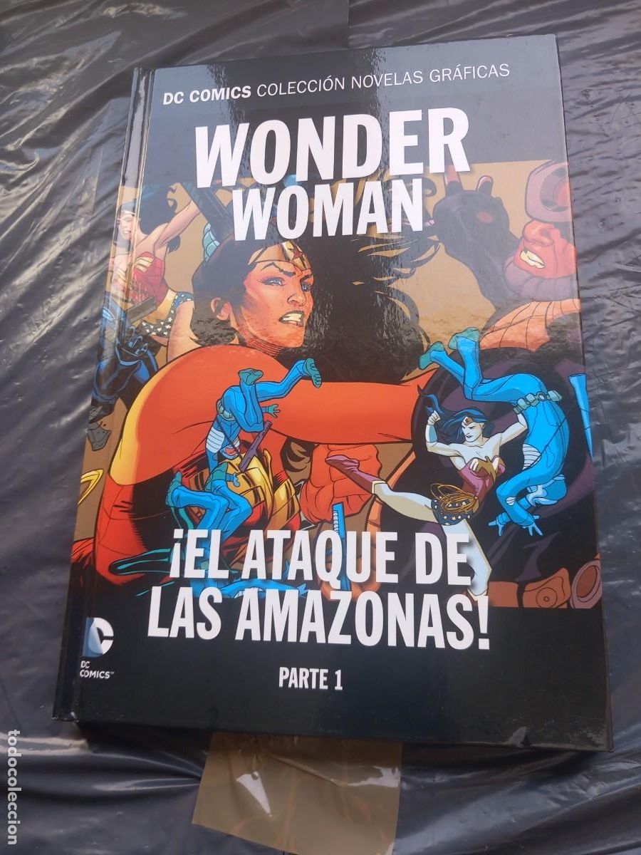 C&oacute;mics: NOVELAS GRAFICAS DC N&deg; 90 WODER WOMAN EL ATAQUE DE LAS AMAZONAS PARTE 1