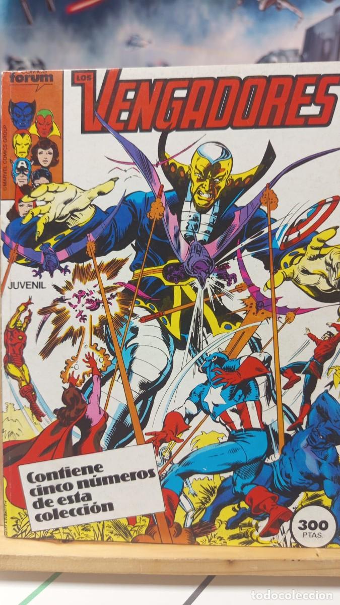C&oacute;mics: VENGADORES RETAPADO 21-22-23-24-25- FORUM VOLUMEN 1
