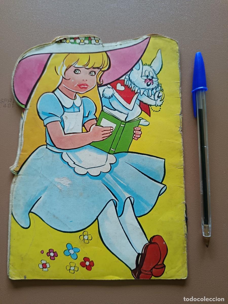C&oacute;mics: CUENTO TROQUELADO- ALICIA EN EL PAIS DE LAS MARAVILLAS - Foto 4