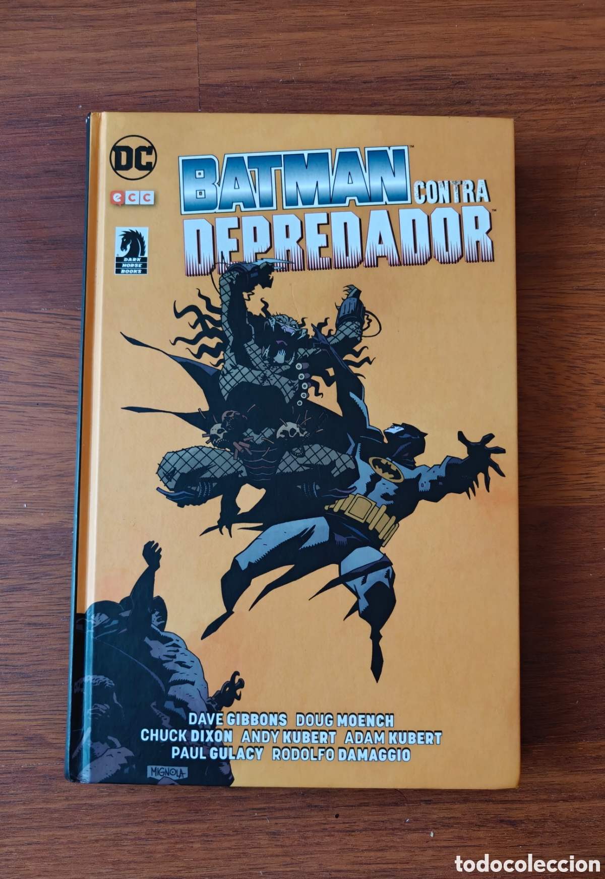 C&oacute;mics: Integral Batman contra Depredador. Dave Gibbons.