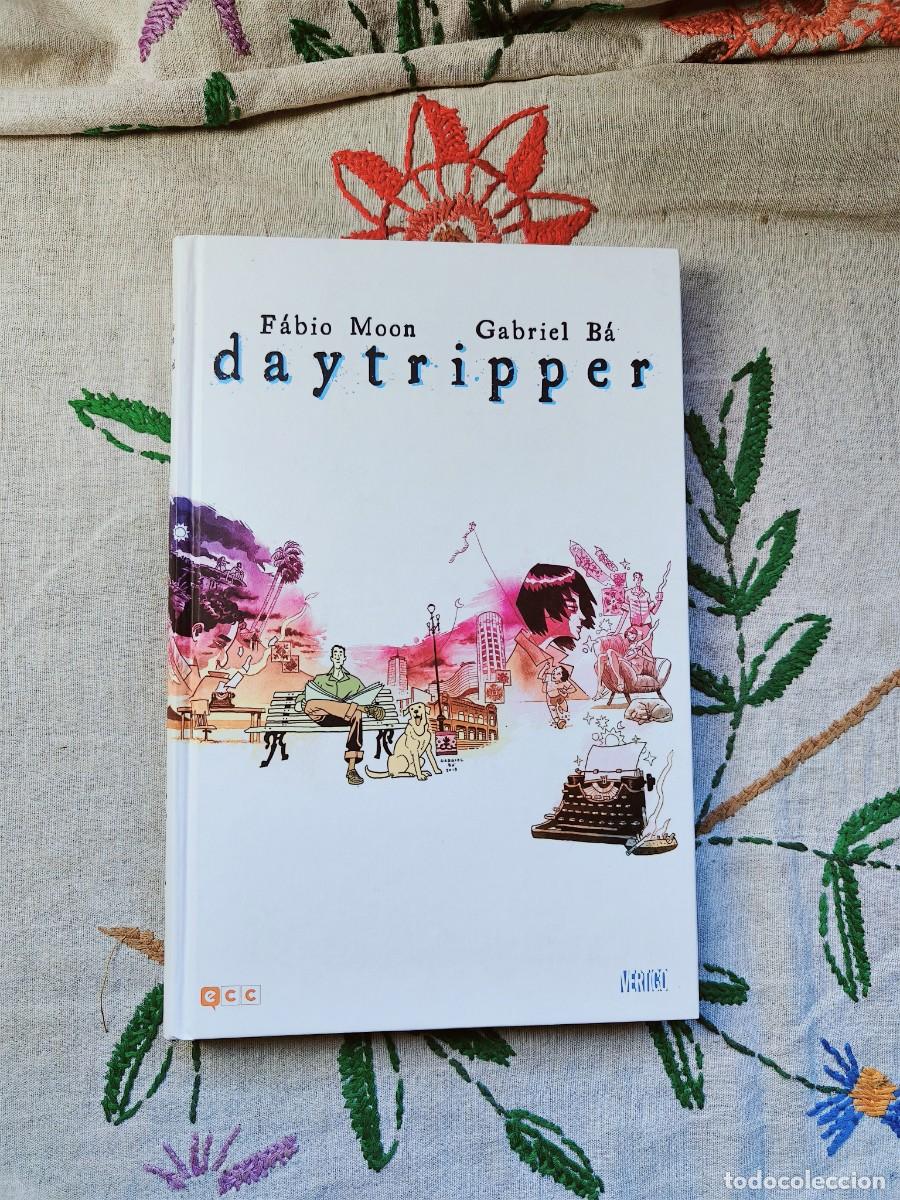 C&oacute;mics: Daytripper. Fabio Moon y Gabriel Ba. ECC. Est&aacute; como nuevo.