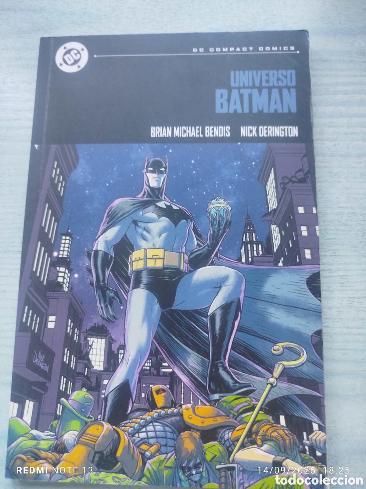 C&oacute;mics: Batman DC universo .nuevo