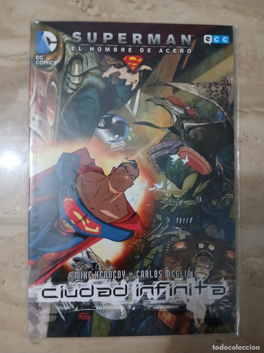 C&oacute;mics: Superman ciudad infinita estado muy bueno como nuevo