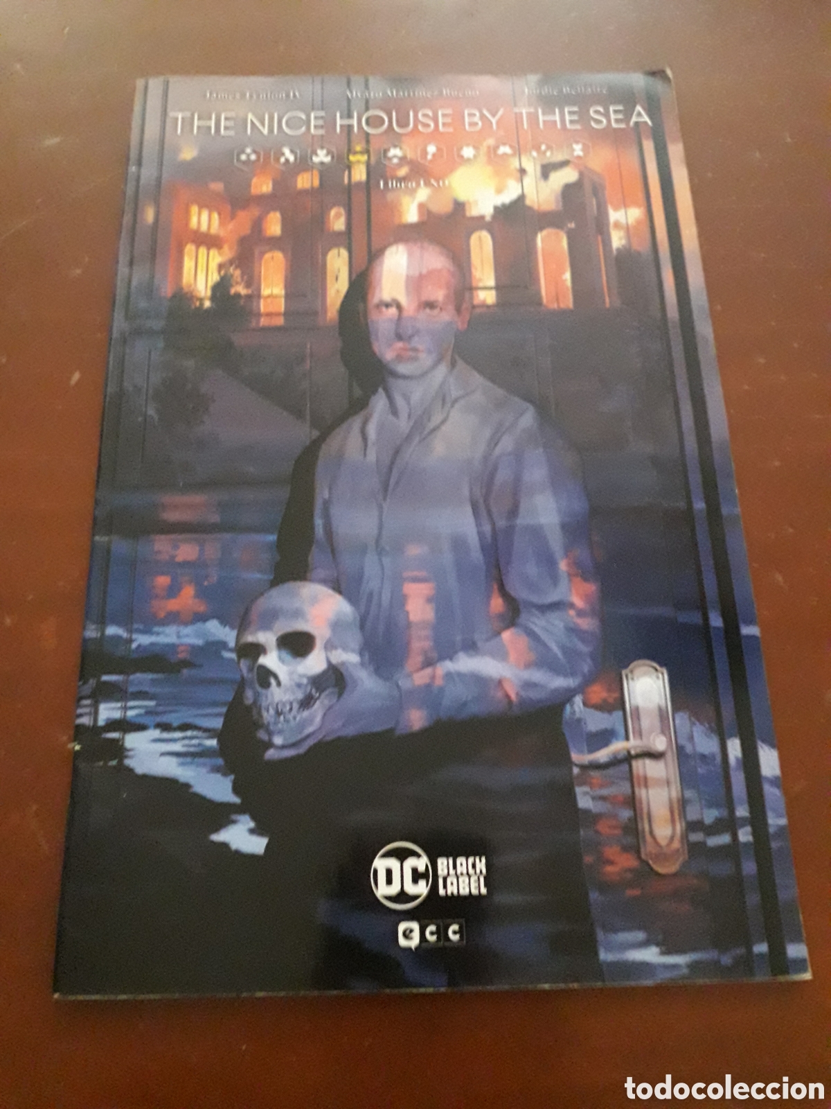 C&oacute;mics: THE NICE HOUSE BY THE SEA N&Uacute;MERO 1