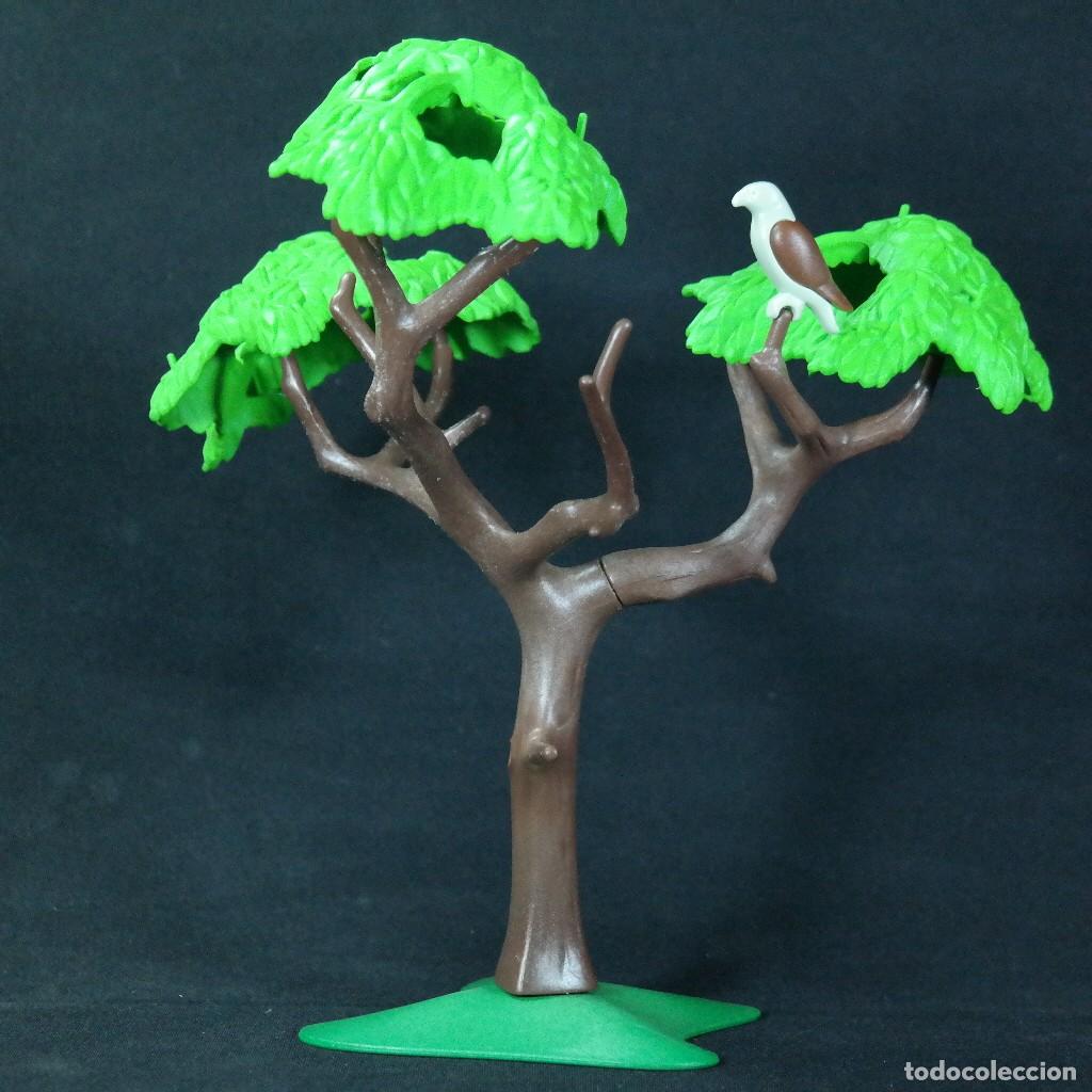 C&oacute;mics: Playmobil arbol con halcon ☼