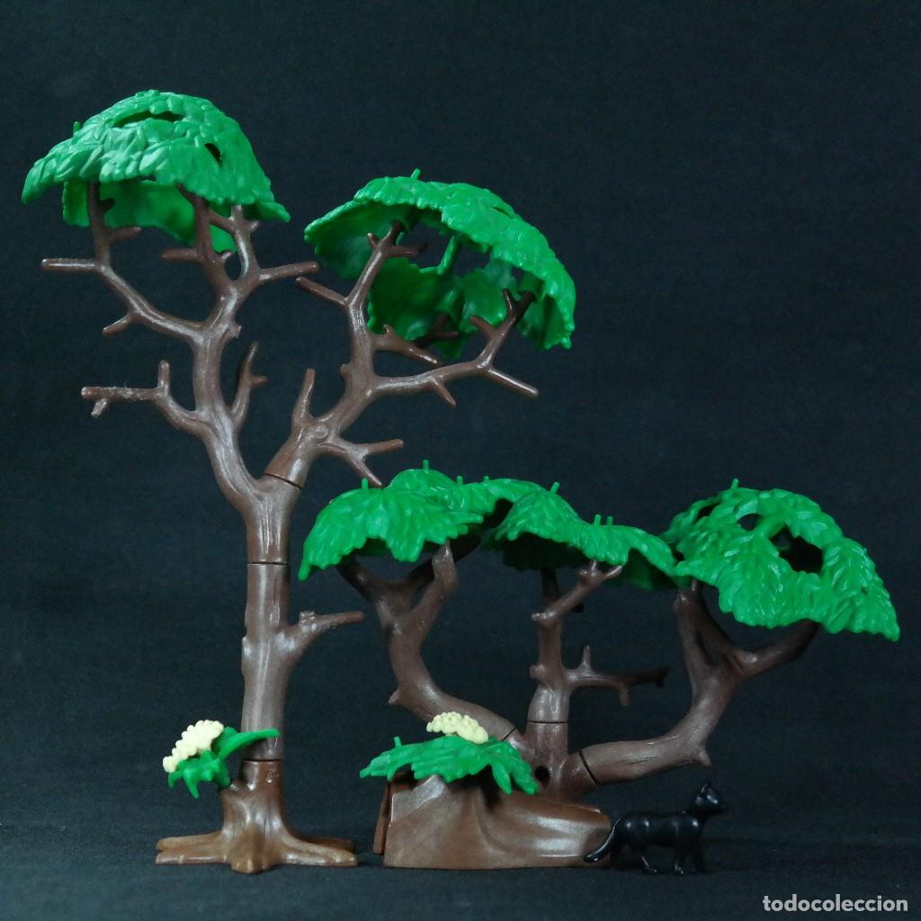 C&oacute;mics: Playmobil dos arboles con gato ☼