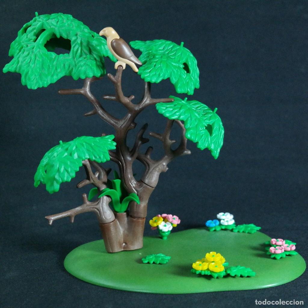 C&oacute;mics: Playmobil arbol con base con flores ☼