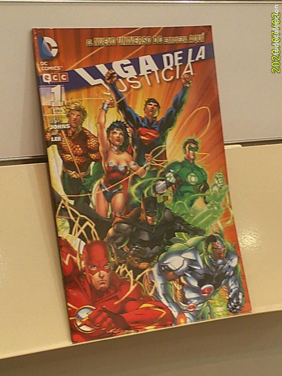 C&oacute;mics: NUEVO UNIVERSO DC LIGA DE LA JUSTICIA N&ordm; 1 GEOFF JOHNS - ECC