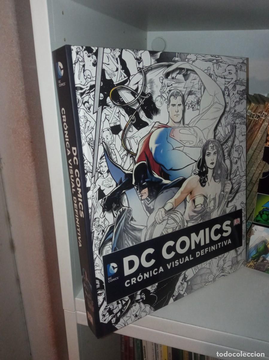C&oacute;mics: DC Comics: Cr&oacute;nica visual definitiva &ndash; DK - Foto 2